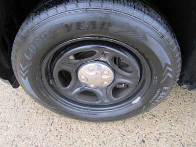 2021 Ford Explorer, $11999. Photo 9