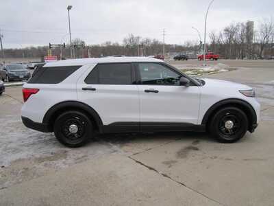 2021 Ford Explorer, $12499. Photo 4