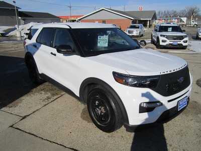 2021 Ford Explorer, $13999. Photo 3