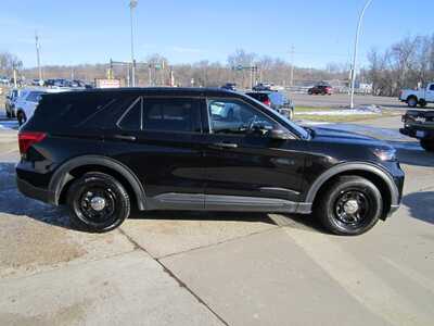 2022 Ford Explorer, $12999. Photo 4