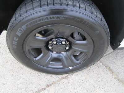 2021 Chevrolet Tahoe, $24999. Photo 9