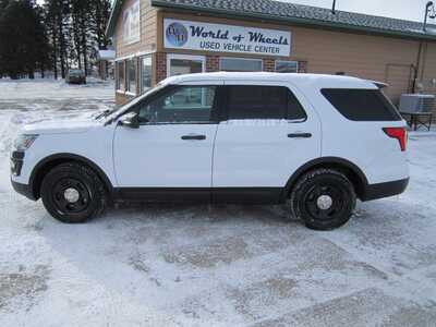 2019 Ford Explorer, $7999. Photo 8
