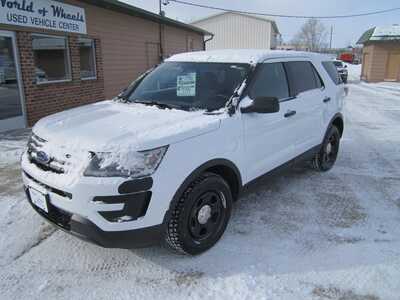 2019 Ford Explorer, $7999. Photo 1