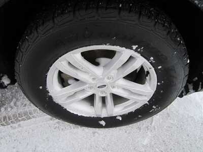 2022 Ford Explorer, $19999. Photo 12