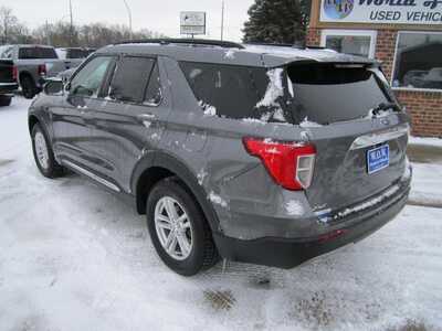 2022 Ford Explorer, $19999. Photo 7