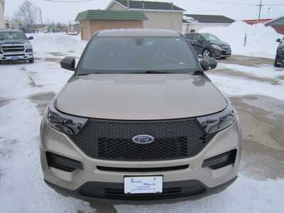 2021 Ford Explorer, $12499. Photo 2