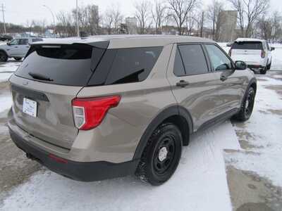 2021 Ford Explorer, $12499. Photo 5