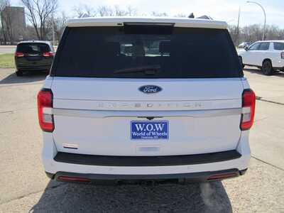 2022 Ford Expedition, $21999. Photo 6