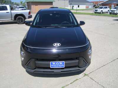 2025 Hyundai Kona, $15999. Photo 2