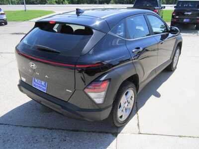 2025 Hyundai Kona, $15999. Photo 5