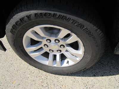 2014 Chevrolet 1500 Crew Cab, $12999. Photo 9