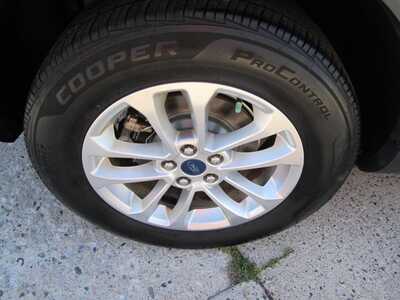 2022 Ford Escape, $14999. Photo 11