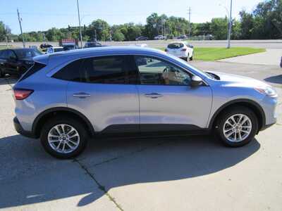 2022 Ford Escape, $14999. Photo 4