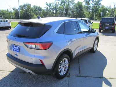 2022 Ford Escape, $14999. Photo 5