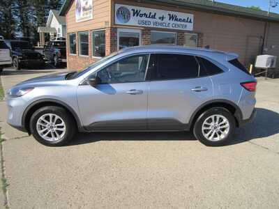 2022 Ford Escape, $14999. Photo 8