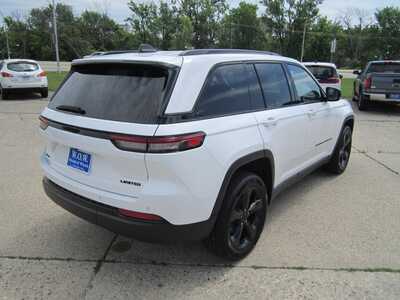 2023 Jeep Grand Cherokee, $28999. Photo 5