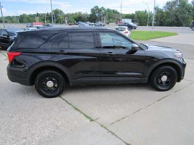 2021 Ford Explorer, $14333. Photo 4