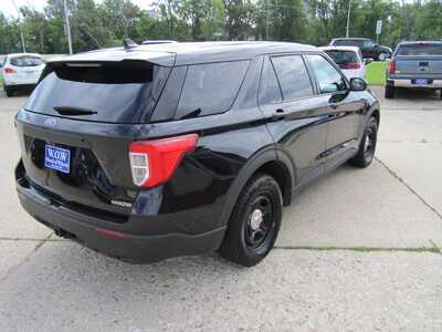 2021 Ford Explorer, $14333. Photo 5