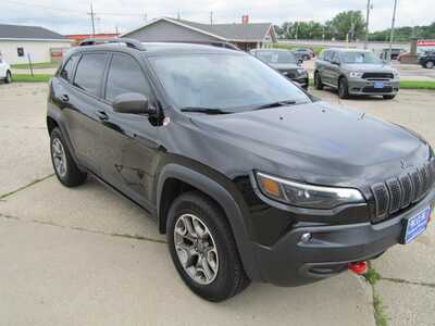 2021 Jeep Cherokee, $17999. Photo 3