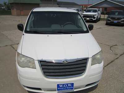2008 Chrysler Town & Country, $2499. Photo 2