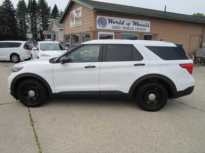2022 Ford Explorer, $14999. Photo 8