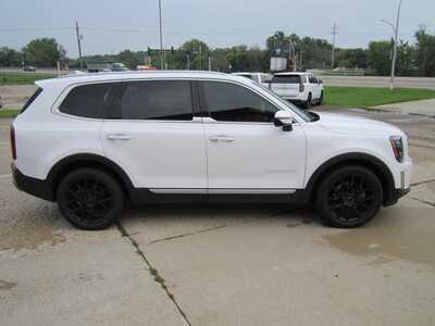 2022 Kia Telluride, $22999. Photo 4