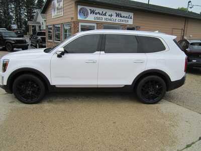 2022 Kia Telluride, $22999. Photo 8