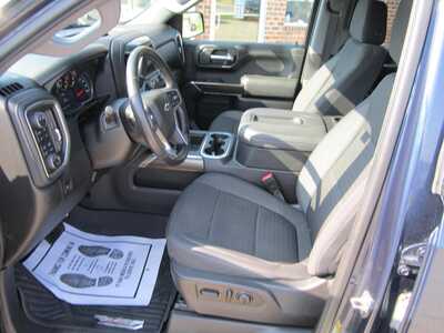 2021 Chevrolet 1500 Crew Cab, $24999. Photo 12