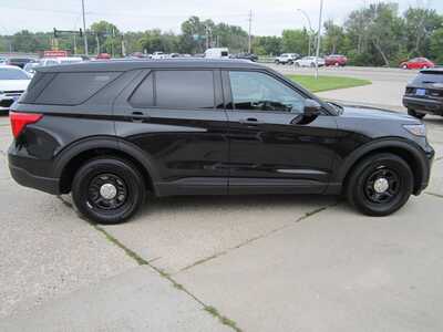 2022 Ford Explorer, $14999. Photo 4