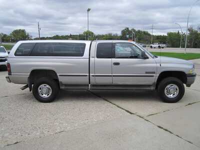1999 Dodge 2500 Ext Cab, $13999. Photo 4