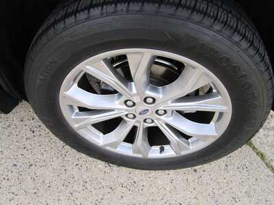 2023 Ford Explorer, $21499. Photo 10