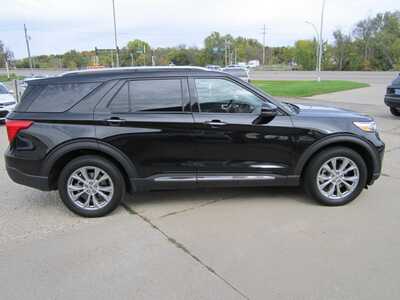 2023 Ford Explorer, $21499. Photo 4