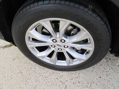 2023 Ford Explorer, $21499. Photo 9