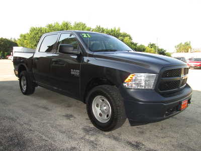 2021 RAM 1500 Crew Cab, $24450. Photo 4