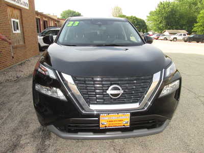 2023 Nissan Rogue, $24950. Photo 5