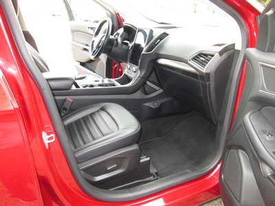2023 Ford Edge, $22950. Photo 11