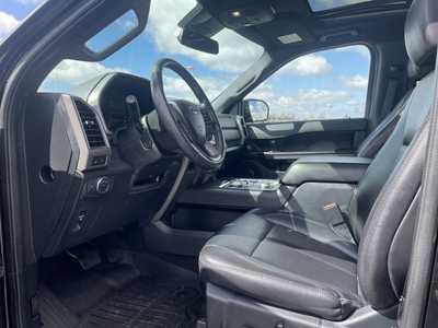 2020 Ford Expedition, $37500. Photo 2
