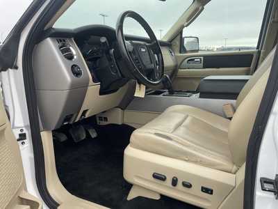 2016 Ford Expedition EL, $15900. Photo 2