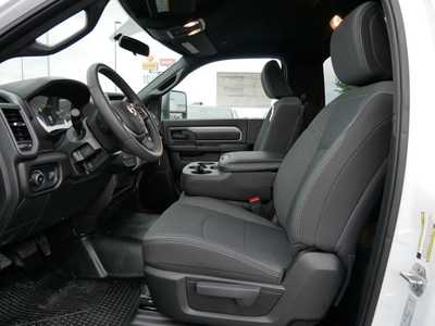 2024 RAM 5500 Reg Cab, $65437. Photo 4