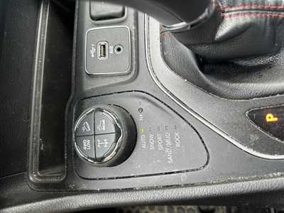 2019 Jeep Cherokee, $0. Photo 9