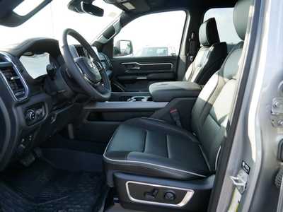 2025 RAM 1500 Crew Cab, $55416. Photo 4