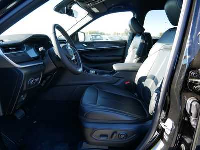 2025 Jeep Grand Cherokee L, $46706. Photo 4