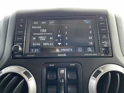 2016 Jeep Wrangler Unlimited, $19000. Photo 5