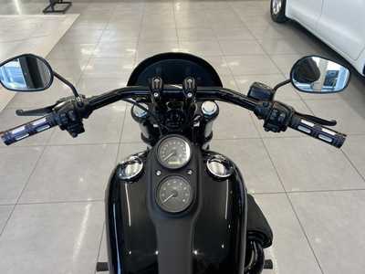2016 Hd RS, $11500. Photo 8