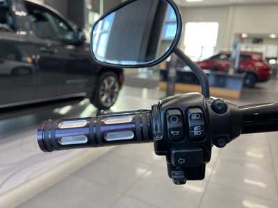 2016 Hd RS, $11500. Photo 9