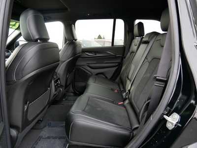2025 Jeep Grand Cherokee, $43920. Photo 5