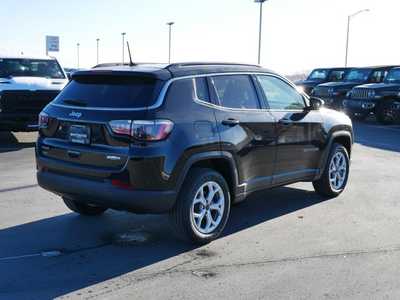 2025 Jeep Compass, $26899. Photo 2
