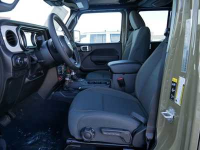 2025 Jeep Wrangler, $49602. Photo 4