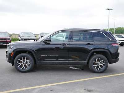 2025 Jeep Grand Cherokee, $43766. Photo 3