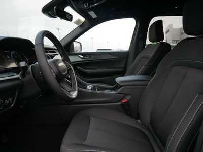 2025 Jeep Grand Cherokee L, $39580. Photo 4